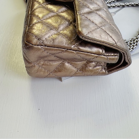 Chanel 224 Reissues Mini Double Flap Bag Metallic - Picture 4 of 11